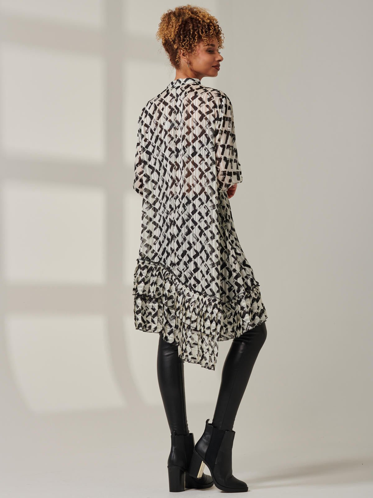 Asymmetric Tiered Hem Shirt, Black Abstract - Image 2