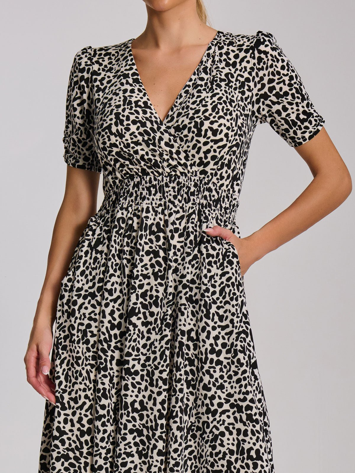 Short Sleeve Printed Jersey Midi Dress, White Animal - Image 4