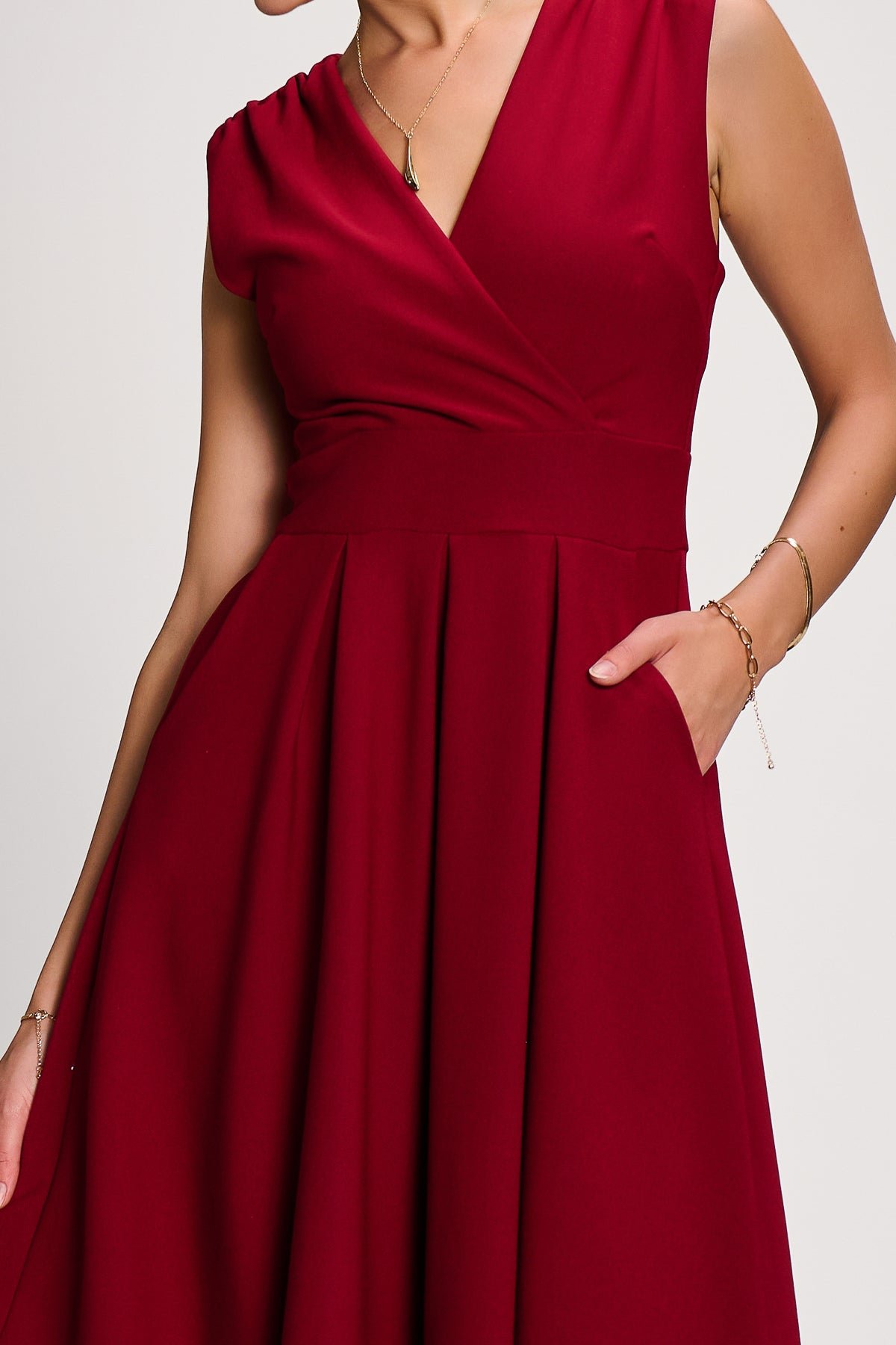 Plain Sleeveless Midi Dress, Dark Red - Image 3